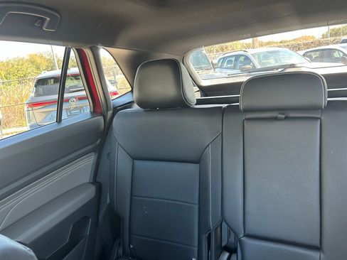 Used 2023 Volkswagen Atlas Cross Sport SEL R-Line image 12