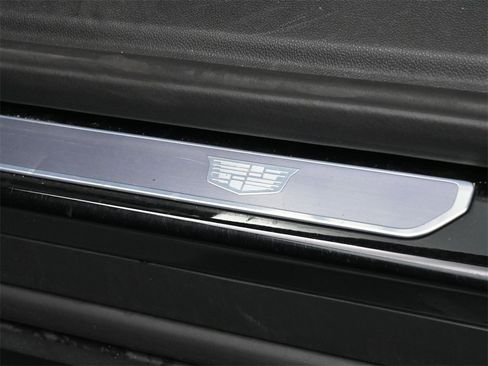 Used 2022 Cadillac XT4 Sport w/ Comfort Package image 20