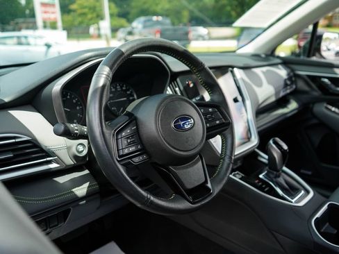 Used 2025 Subaru Outback Onyx Edition AWD/4WD image 5