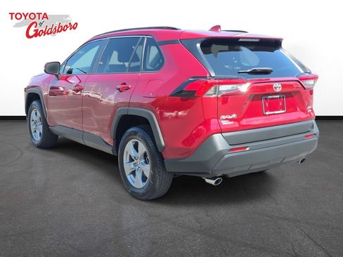 Used 2022 Toyota RAV4 XLE w/ Convenience Package AWD/4WD image 7