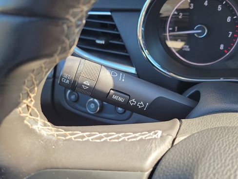 Used 2017 Buick Encore Preferred image 28