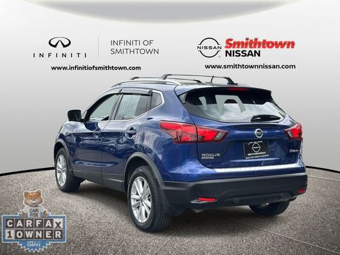 Used 2019 Nissan Rogue Sport SV w/ Technology Package AWD/4WD image 9