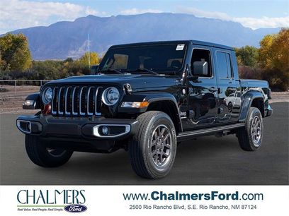 Used 2023 Jeep Gladiator Overland w/ Cold Weather Group