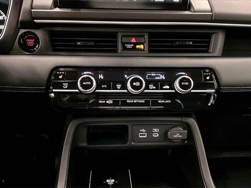 Used 2023 Honda Pilot EX-L image 26