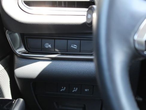 Certified 2024 MAZDA CX-30 AWD 2.5 S w/ Preferred Package image 19