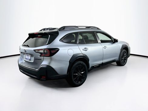 Used 2023 Subaru Outback Onyx Edition AWD/4WD image 5