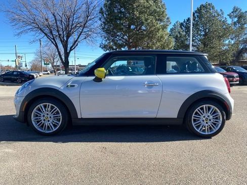 Used 2021 MINI Cooper SE w/ 6.5" Touchscreen Package image 2