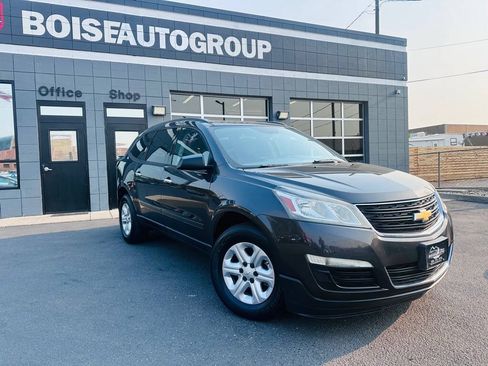 Used 2016 Chevrolet Traverse LS AWD/4WD image 1
