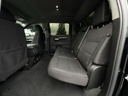 Used 2025 Chevrolet Silverado 1500 LT AWD/4WD image 24