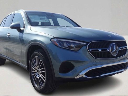 New 2026 Mercedes-Benz GLC 300 4MATIC image 3
