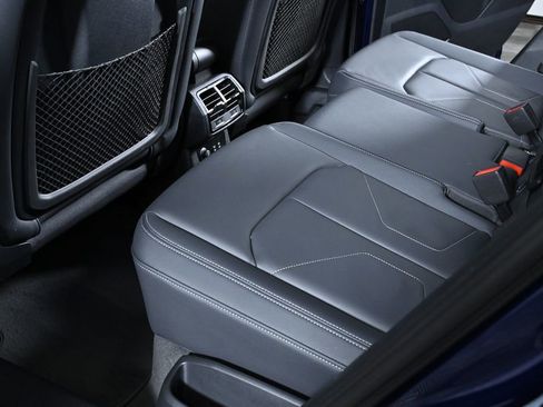 Used 2024 Audi Q3 2.0T Premium Plus w/ Premium Plus Package image 28