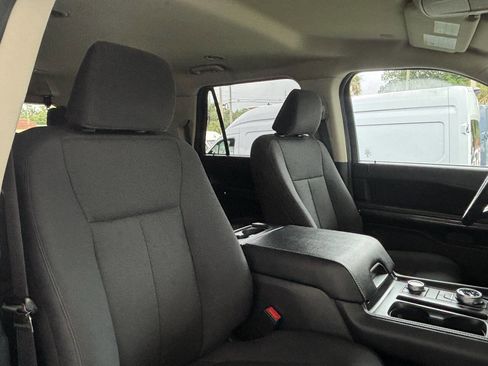 Used 2023 Ford Expedition XL AWD/4WD image 36