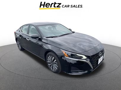 Used 2024 Nissan Altima 2.5 SV