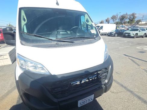 Used 2024 RAM ProMaster 2500 w/ Safety Group FWD image 6