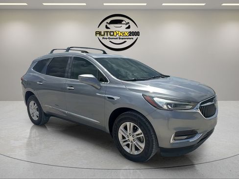 Used 2020 Buick Enclave Essence FWD image 1