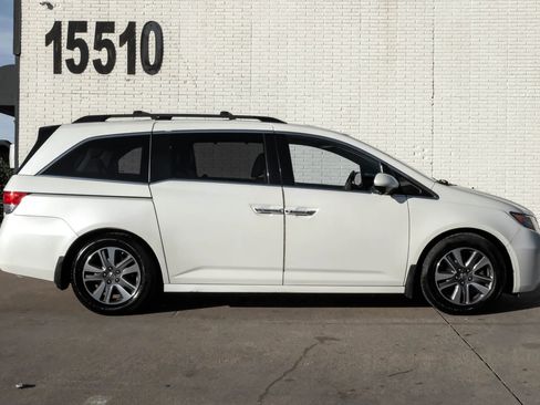 Used 2015 Honda Odyssey Touring image 7