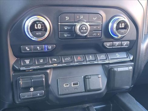 Used 2021 GMC Sierra 3500 Denali w/ Denali Ultimate Package image 20