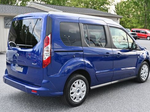 Used 2018 Ford Transit Connect XLT FWD image 9