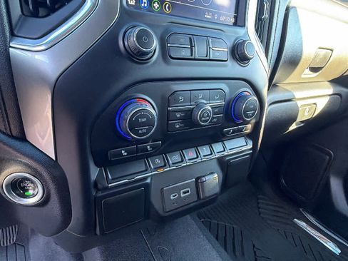 Used 2021 Chevrolet Silverado 1500 LT image 14