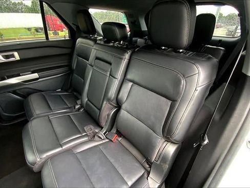 Certified 2023 Ford Explorer Limited image 26