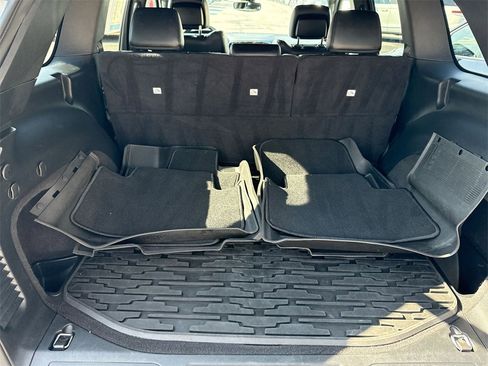 Used 2020 Jeep Grand Cherokee Altitude image 20