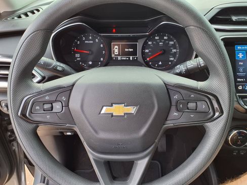 Used 2023 Chevrolet TrailBlazer LT w/ Convenience Package AWD/4WD image 21
