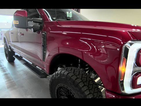 Used 2023 Ford F250 Lariat w/ Lariat Ultimate Package AWD/4WD image 2