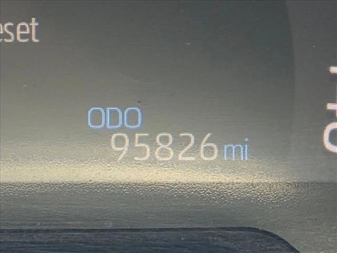 Used 2020 Toyota RAV4 Limited FWD image 11