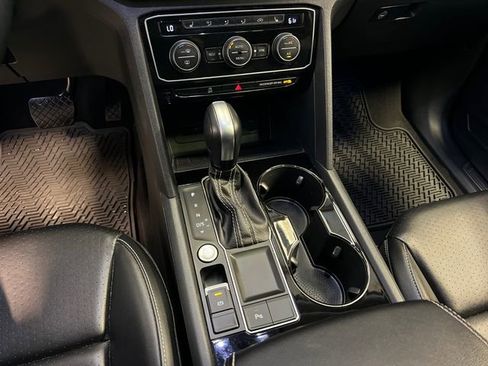 Used 2022 Volkswagen Atlas SE image 28