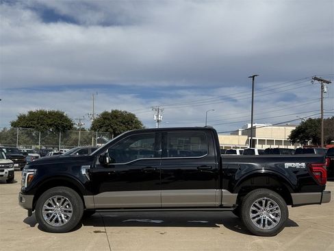 New 2025 Ford F150 King Ranch w/ FX4 Off-Road Package image 25