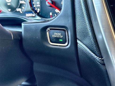 Certified 2023 GMC Acadia Denali w/ Denali Ultimate Package image 16