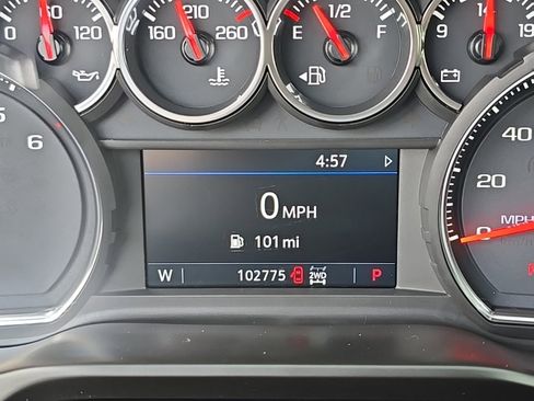 Used 2020 Chevrolet Silverado 1500 LT w/ All-Star Edition image 17