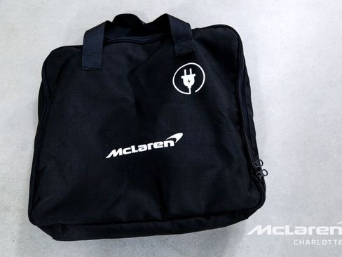 Used 2025 McLaren Artura Spider image 22