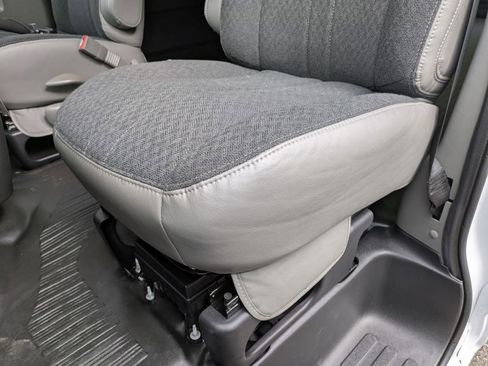 New 2026 GMC Savana 3500 Extended RWD image 13