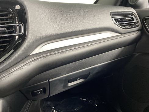 Used 2023 Dodge Durango SXT w/ SXT Blacktop Group AWD/4WD image 31