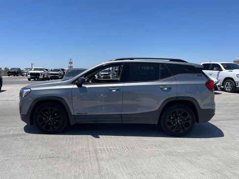 Used 2021 GMC Terrain SLE w/ Elevation Edition FWD image 5