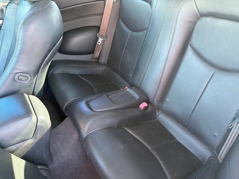 Used 2014 INFINITI Q60 Convertible w/ Premium Package RWD image 28