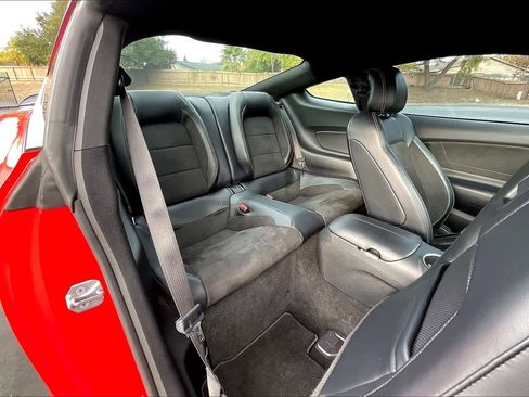 Used 2017 Ford Mustang Shelby GT350 image 29