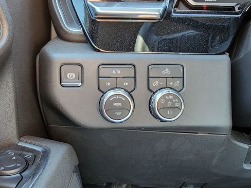 New 2026 GMC Sierra 1500 Elevation AWD/4WD image 19