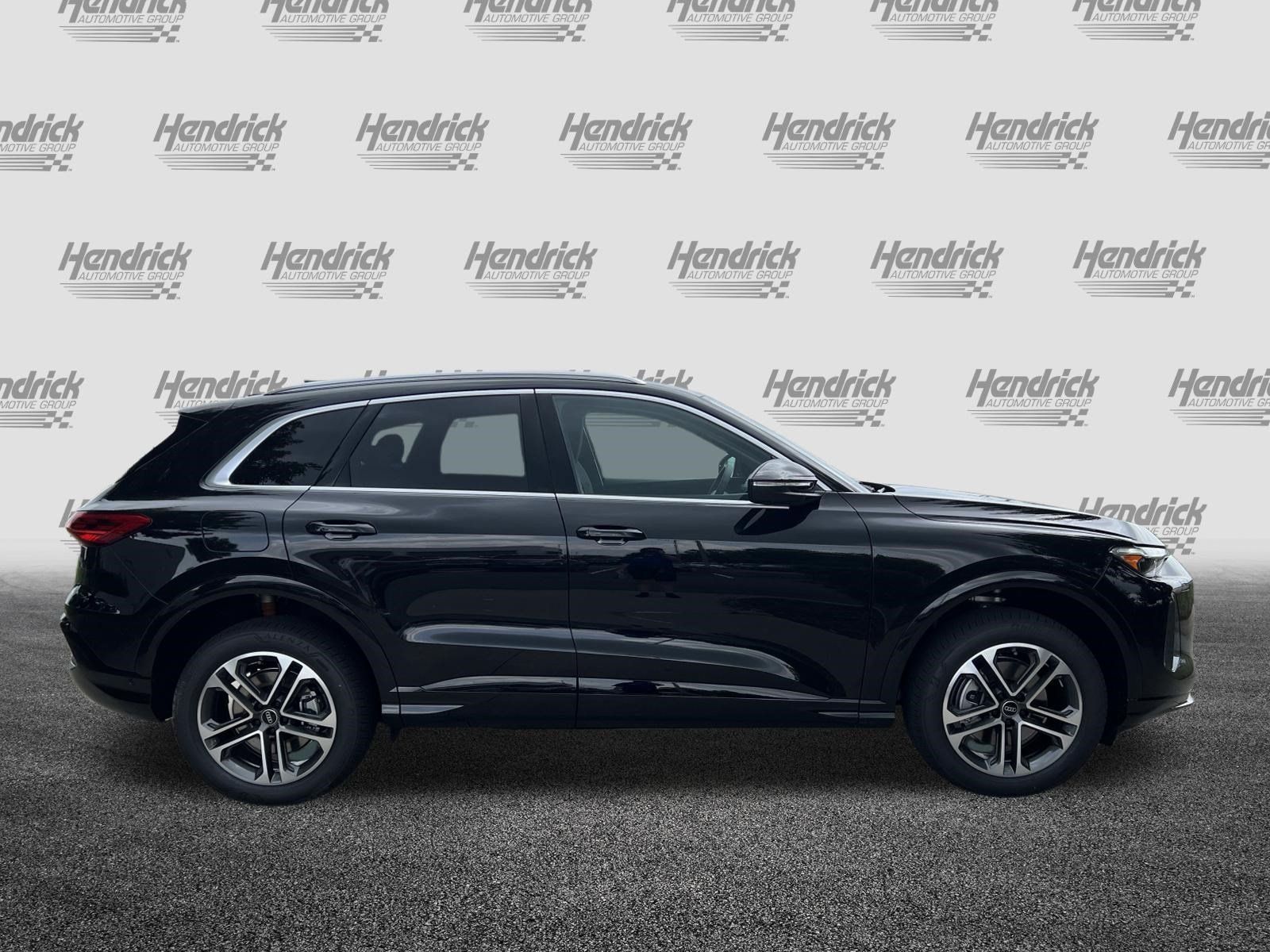 New 2026 Audi Q5 Premium AWD/4WD image 10