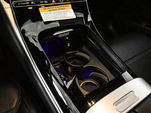 New 2026 Mercedes-Benz GLC 300 4MATIC image 25