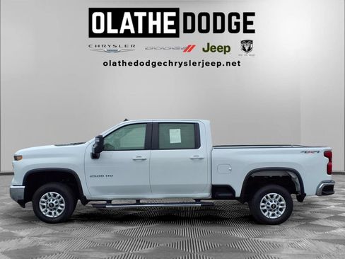Used 2025 Chevrolet Silverado 2500 LT w/ Convenience Package AWD/4WD image 23