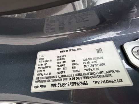 Used 2023 Tesla Model 3 Standard Range RWD image 36
