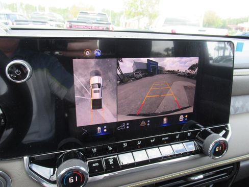 New 2026 Chevrolet Colorado ZR2 w/ Technology Package image 25