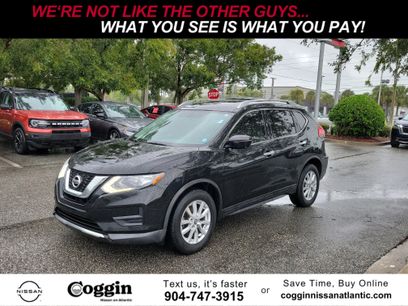 Used 2017 Nissan Rogue SV w/ SV Premium Package