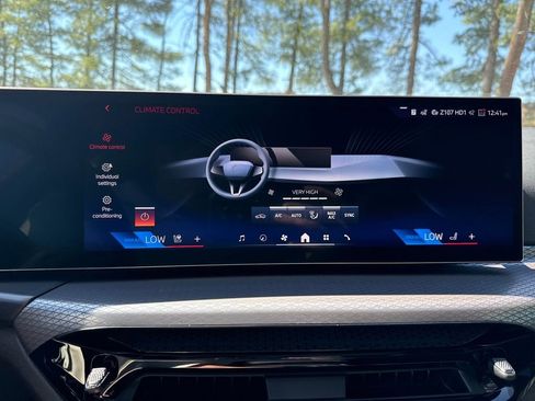 New 2026 BMW i4 xDrive40i AWD/4WD image 18