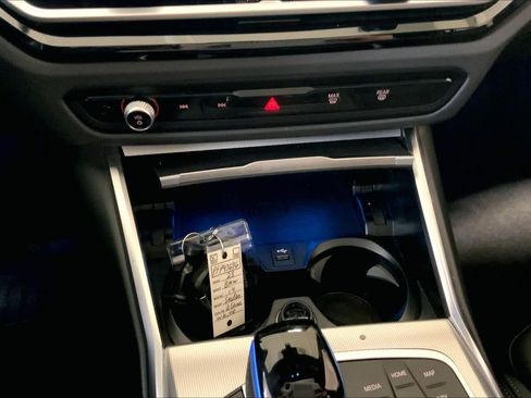 Used 2023 BMW i4 eDrive35 image 35