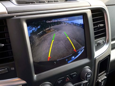 Used 2019 RAM 1500 Big Horn image 18