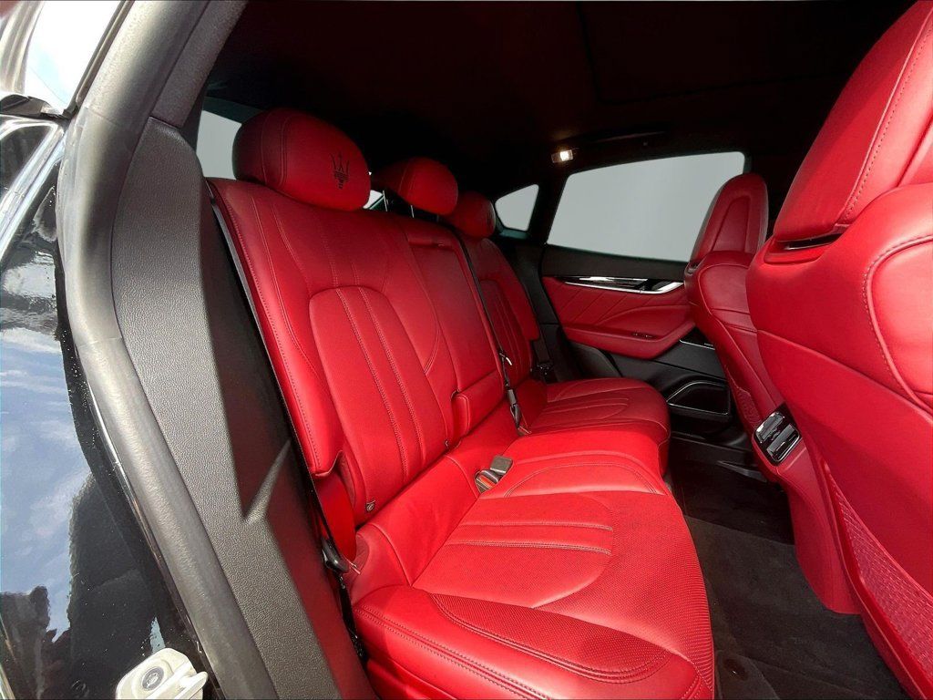 Used 2022 Maserati Levante Modena S AWD/4WD image 25
