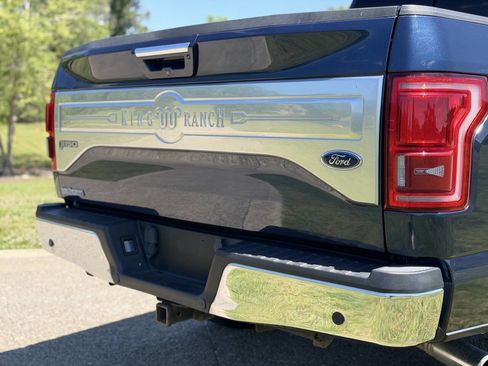 Used 2017 Ford F150 King Ranch w/ Equipment Group 601A Luxury AWD/4WD image 31